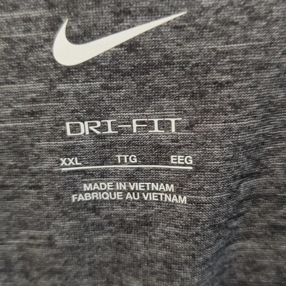 MEN'S Nike Dri-Fit (2XL) - Picture 2 of 4